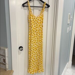 Faithful The Brand yellow floral midi slip dress. Size  Medium.